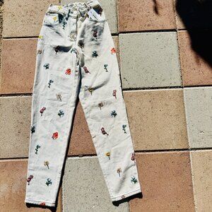 Meadows NWT Begonia Mid Blue 24 Embroidered Jeans